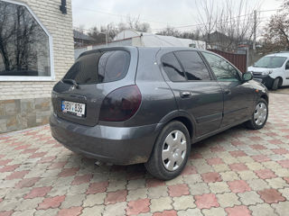 Nissan Almera foto 5