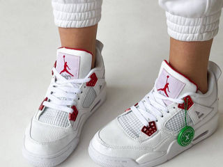 Nike Jordan 4 Poze reale