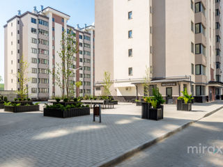 Apartament cu 2 camere, 78 m², Buiucani, Chișinău foto 5