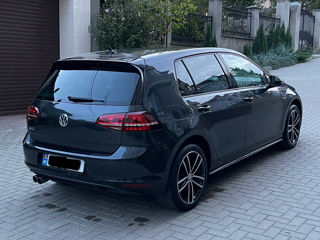 Volkswagen Golf foto 4