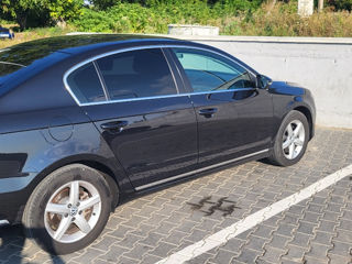 Volkswagen Passat foto 2