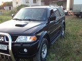 Mitsubishi Pajero Sport foto 1