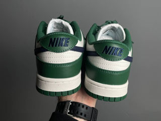 Nike SB Dunk Low Retro Gorge Green Midnight Navy WMNS foto 5