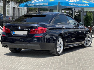 BMW 5 Series foto 3