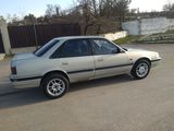 Mazda 626 foto 2