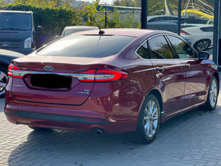 Ford Fusion foto 4