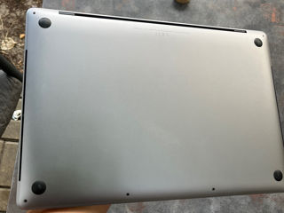 MacBook Pro 2019 foto 5