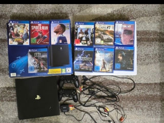 Vând play station 4 pro