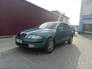 Skoda Octavia foto 1