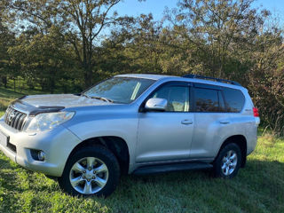 Toyota Land Cruiser Prado foto 2