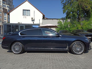 BMW 7 Series foto 8