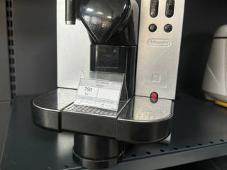 Aparat de coffee Delonghi EN680 pentru capsule 790lei