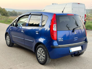 Mitsubishi Colt foto 4