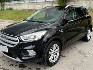 Ford Kuga foto 2