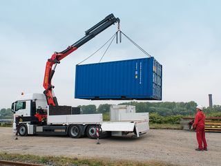 Transport materiale de constructii manipulator pina la 20 tone foto 1