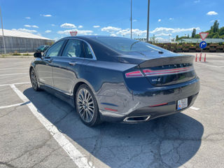 Lincoln MKZ foto 2
