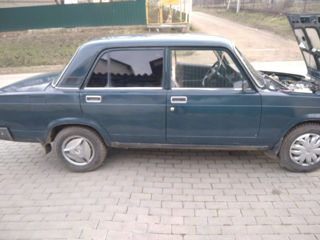 Lada / ВАЗ 2107 foto 3