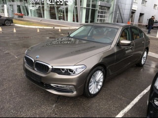 BMW 5 Series foto 6