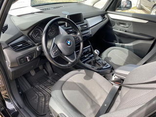 BMW 2 Series Active Tourer foto 9