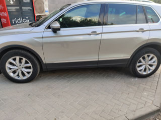 Volkswagen Tiguan foto 3