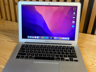 Apple MacBook AIR 13 (2017) i5, 8GB, 128GB.