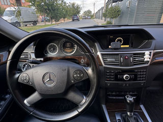 Mercedes E-Class foto 9