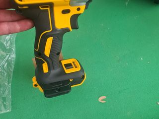 Dewalt impacat DCF887 foto 2