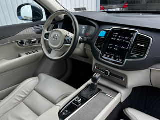 Volvo XC90 foto 8