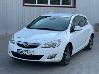 Opel Astra фото 3