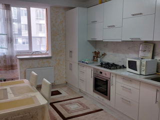 Apartament cu 1 cameră, 43 m², Telecentru, Chișinău foto 3