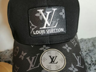 Бейсболка Louis Vuitton foto 1