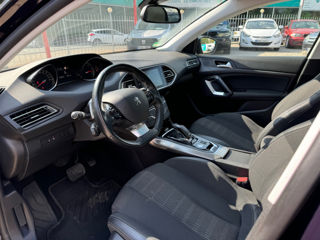 Peugeot 308 foto 6