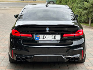 BMW 5 Series foto 8