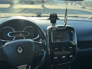 Renault Clio foto 8