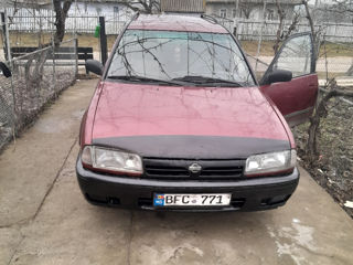 Nissan Primera foto 8