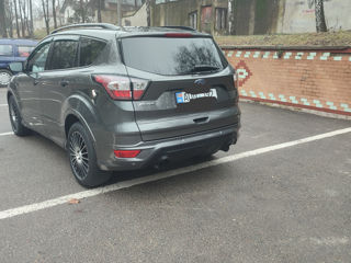 Ford Kuga foto 8