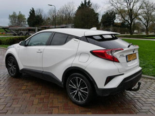 Toyota C-HR foto 5