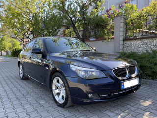 BMW 5 Series foto 2