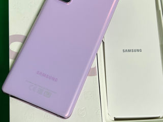 Samsung S20FE ideal ! Tot setul