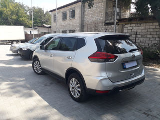 Nissan X-Trail foto 2