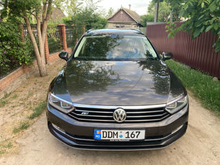 Volkswagen Passat foto 2