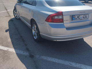 Volvo S80 foto 2