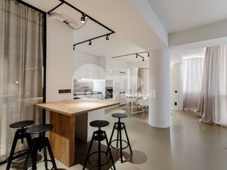 Chirie exclusivă!! stil Loft, 2 camere+living, Centru 1700 € foto 12