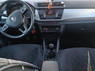 Skoda Fabia foto 2