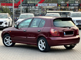 Nissan Almera foto 3