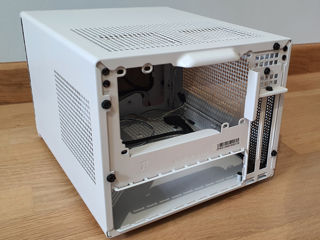 Case Silverstone SG13WB m-ITX (белый) foto 3