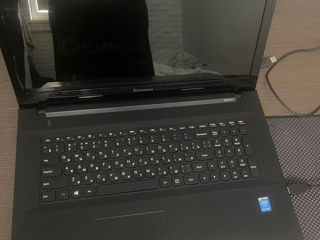 Lenovo G80 17, Intel Pentium 1,9 Ghz, CPU 3825U, RAM 8GB , 128SSD + 1 TB