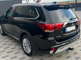 Mitsubishi Outlander foto 5