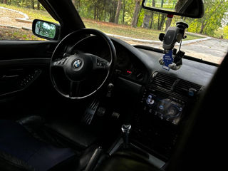 BMW 5 Series foto 8