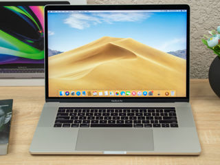 Macbook Pro 15 2016/ Core I7 6820HQ/ 16Gb Ram/ Radeon Pro 455/ 1Tb SSD!!